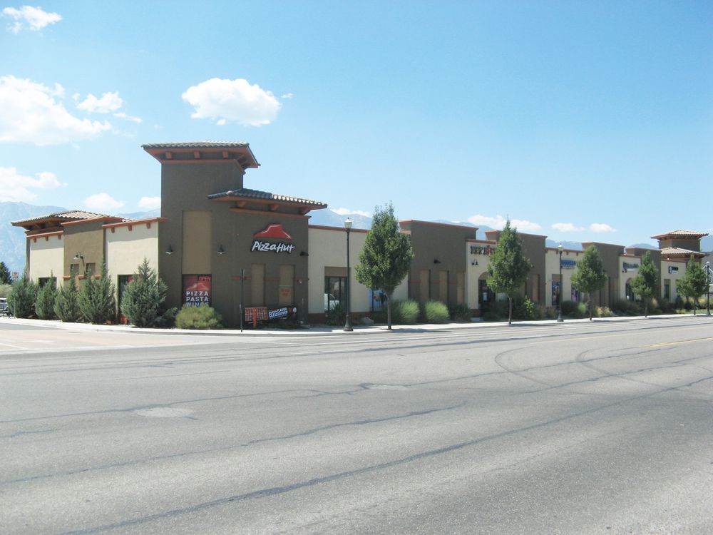 Waterloo Center: 1352 - 1362 N Hwy 395, Gardnerville, NV 89410